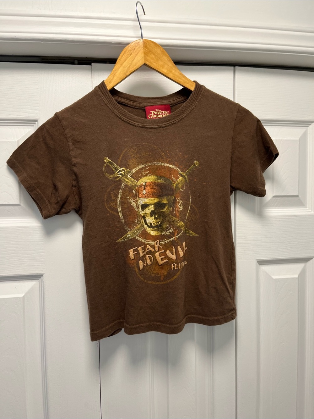 Y2K Disney Pirates of the Caribbean Pirate Skull baby Tee